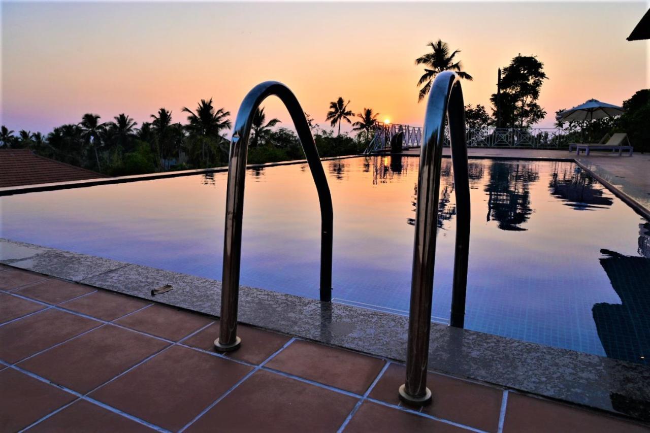 Aadisaktthi Leisure Resort, Kovalam Thiruvananthapuram Exteriör bild
